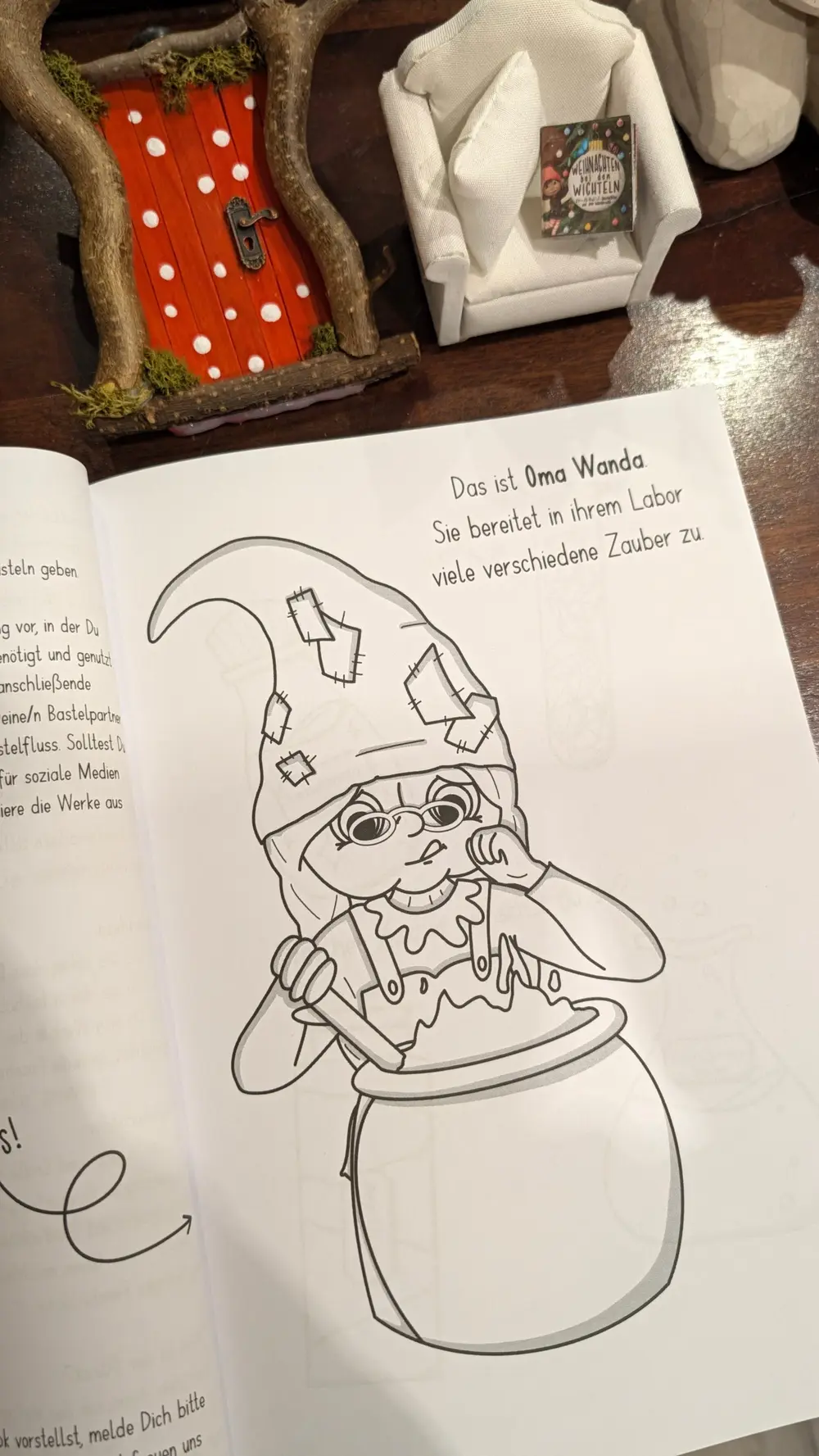 Ausmalbild im Buch: Das ist Oma Wanda. Sie bereitet in ihrem Labor viele verschiedene Zauber zu.